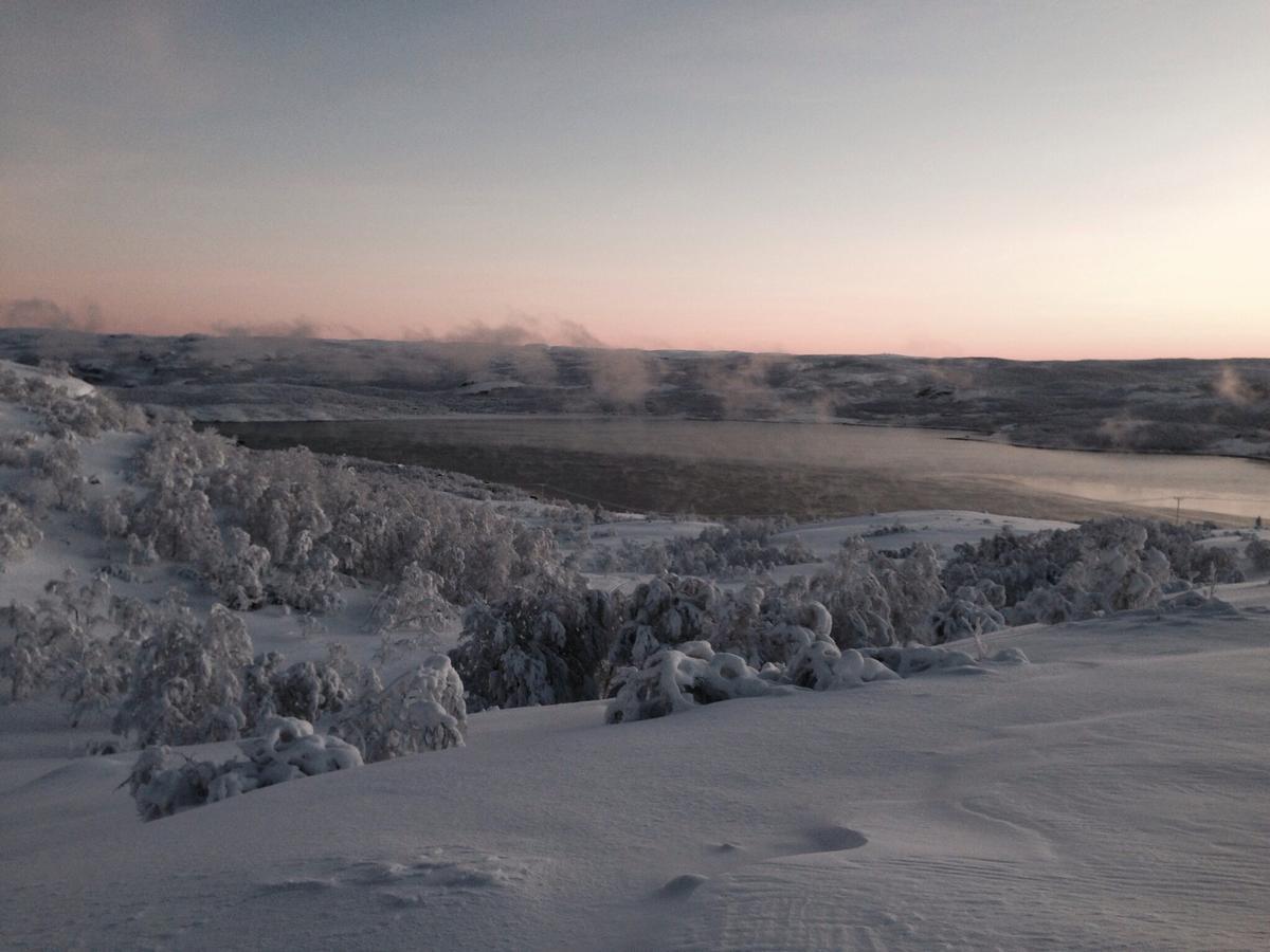Jarfjord Arctic Aurora Lodge Karpbukt ภายนอก รูปภาพ
